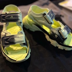 ADIDAS BY STELLA MCCARTNEY SANDALS